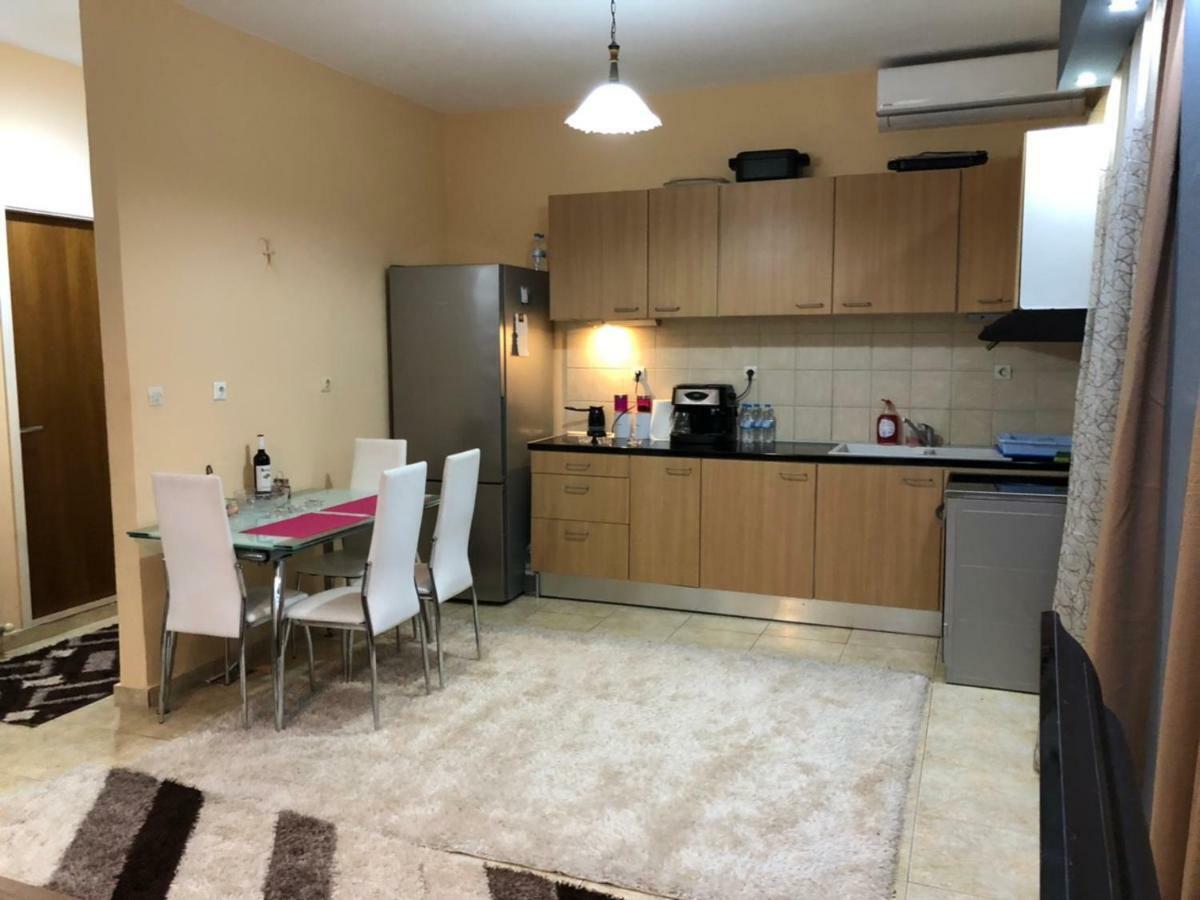 Iridas House Apartment *